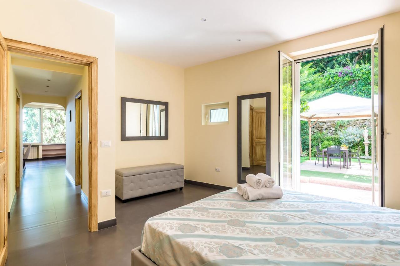 Villa Dolcevita With Parking By Napoliapartments 外观 照片