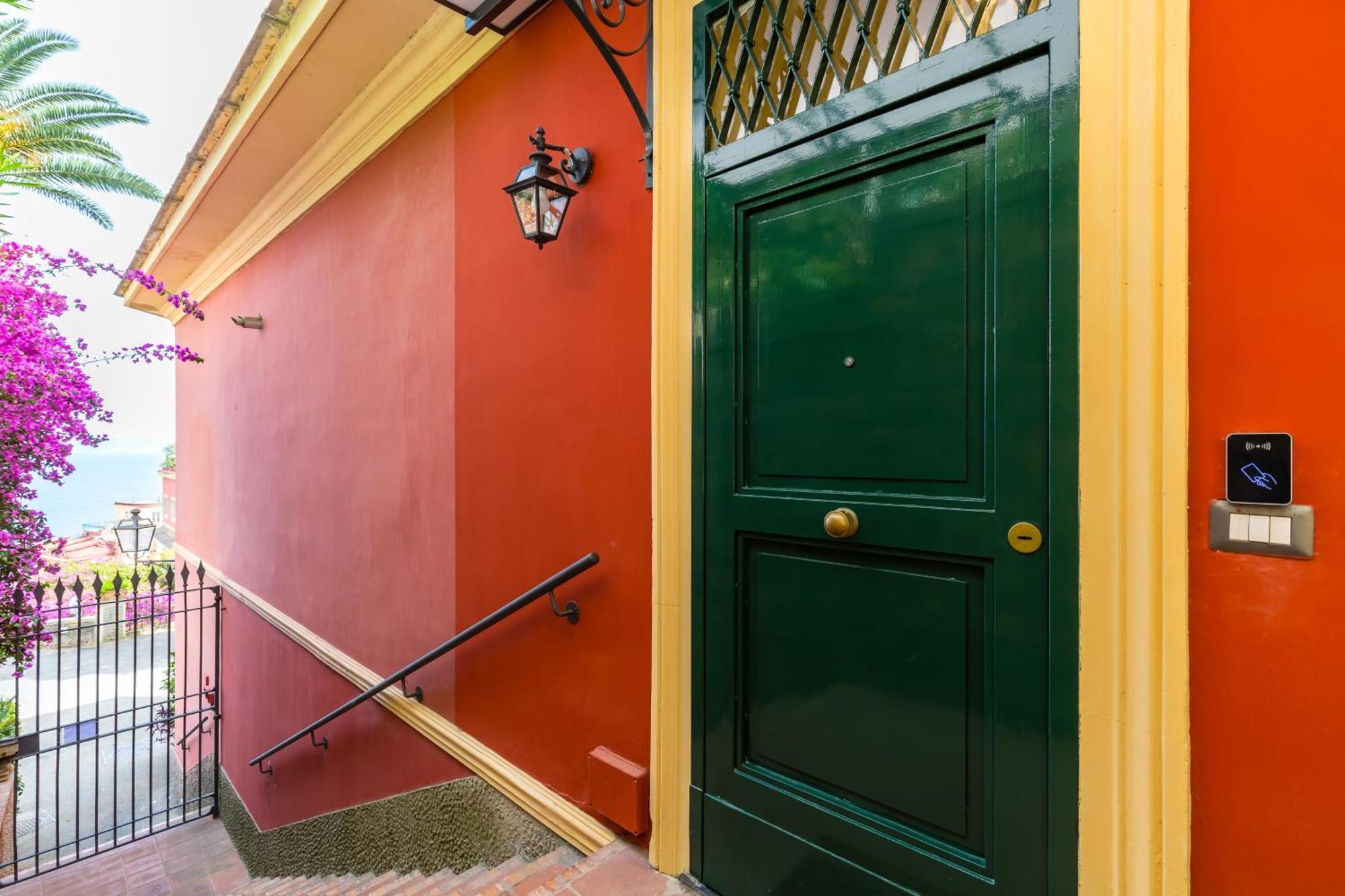 Villa Dolcevita With Parking By Napoliapartments 外观 照片