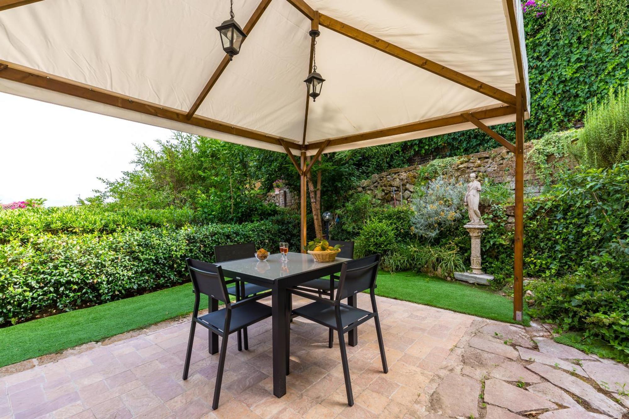 Villa Dolcevita With Parking By Napoliapartments 外观 照片